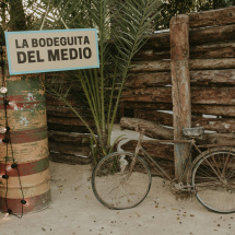 Fiesta_Cubana_Is_Cell_Black_Totem_054