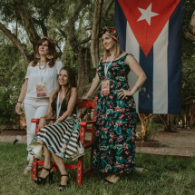 Fiesta_Cubana_Is_Cell_Black_Totem_109