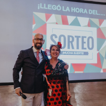 Is_cell_Feria_De_Abril_382